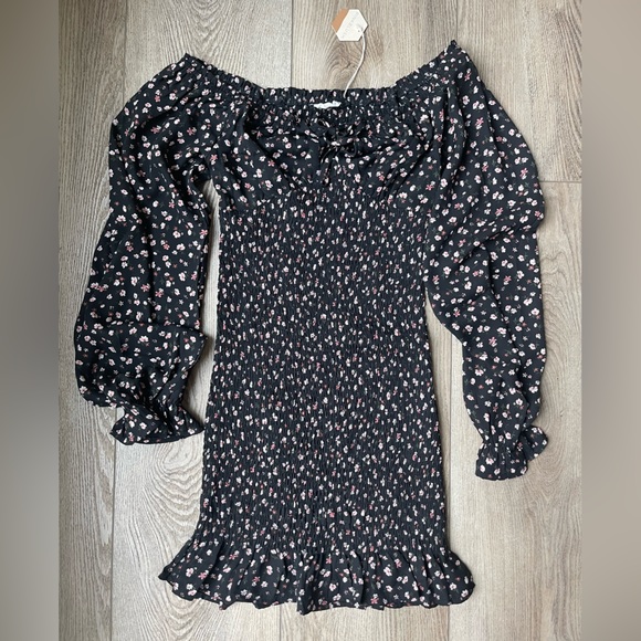 Pink Blush Maternity Long Sleeve Floral Smocked Dress - Picture 3 of 7